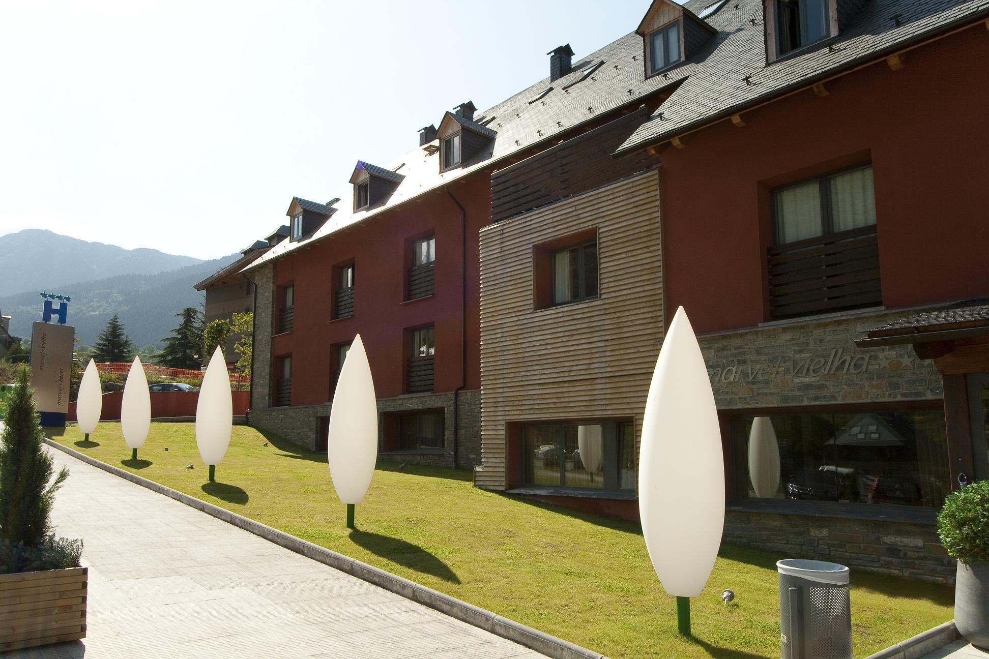 Nubahotel Βιέλα Εξωτερικό φωτογραφία