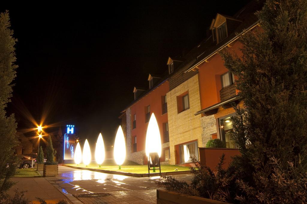 Nubahotel Βιέλα Εξωτερικό φωτογραφία